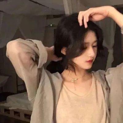 大情人华伦天奴